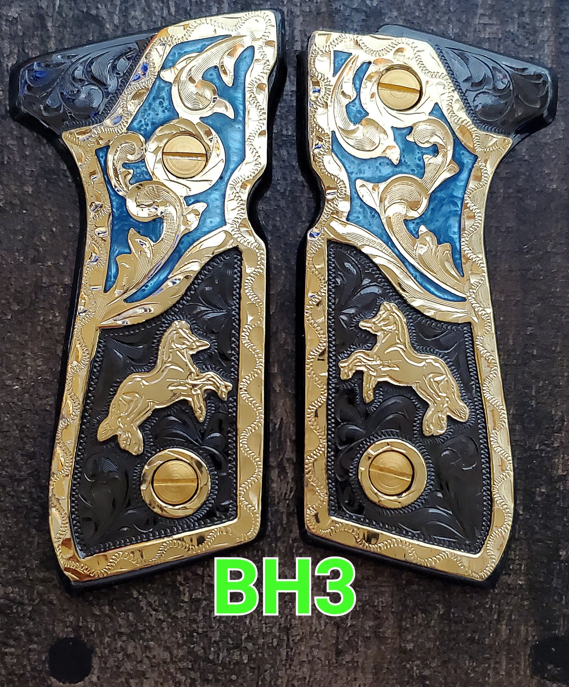 Horses caballos golden and black custom made beretta 92fs cachas pistol grips 24k gold Plated