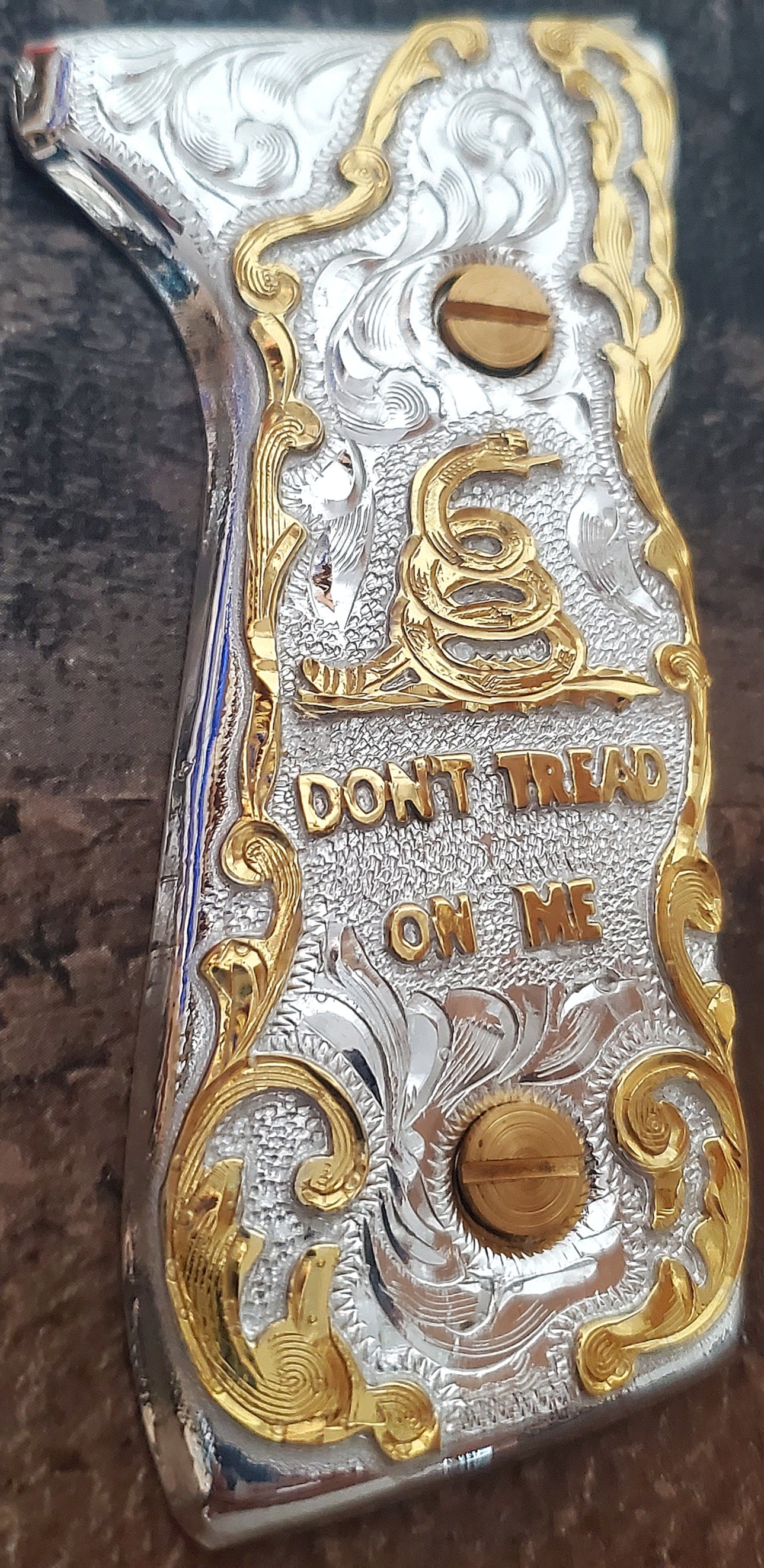 Dont tread on me cachas-gun-grips pietro beretta 92fs custom engraved 24k gold plated