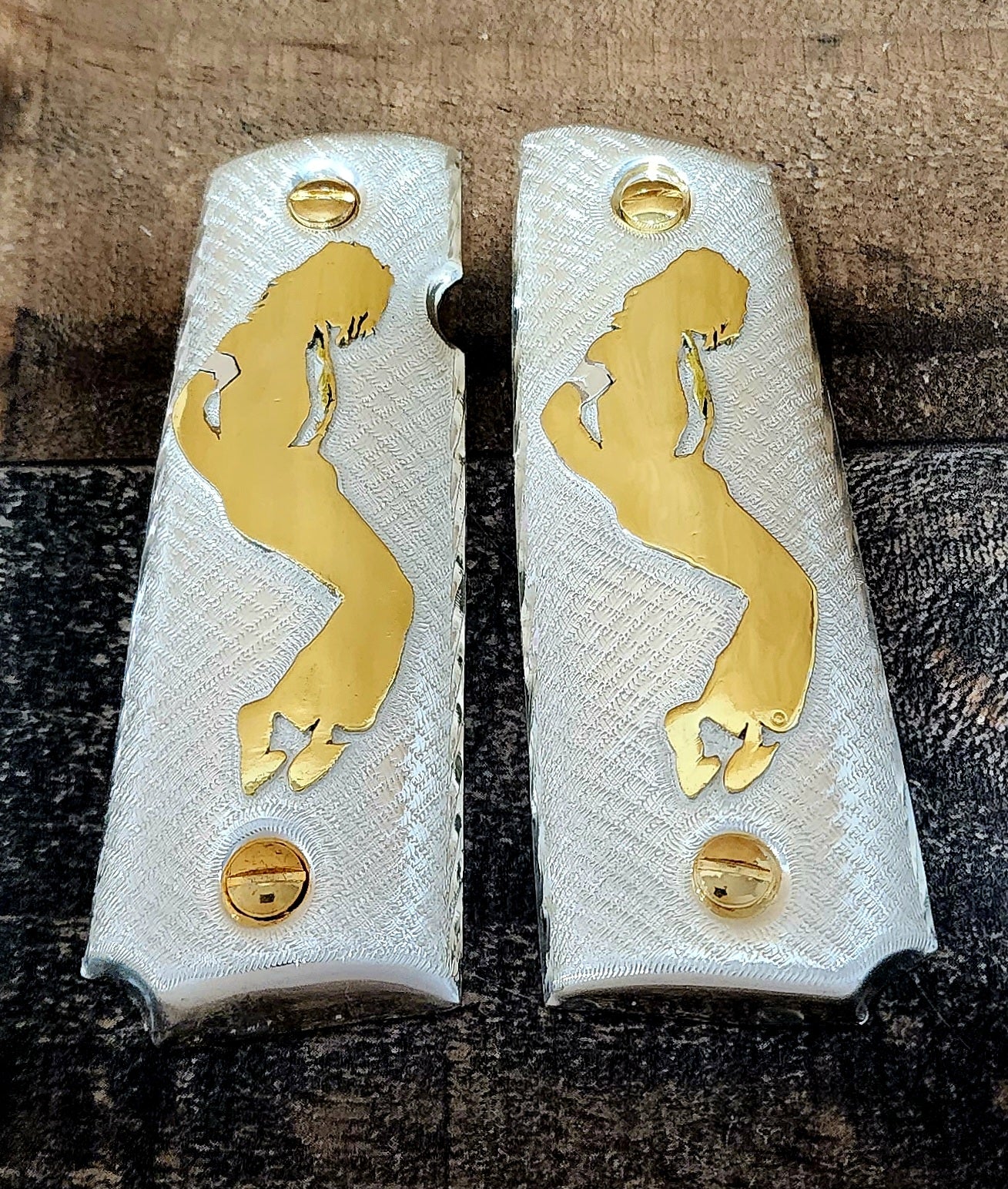 Michael Jackson cachas Mexicanas gravado style 1911 full size custom premium gun grips silver and gold plated
