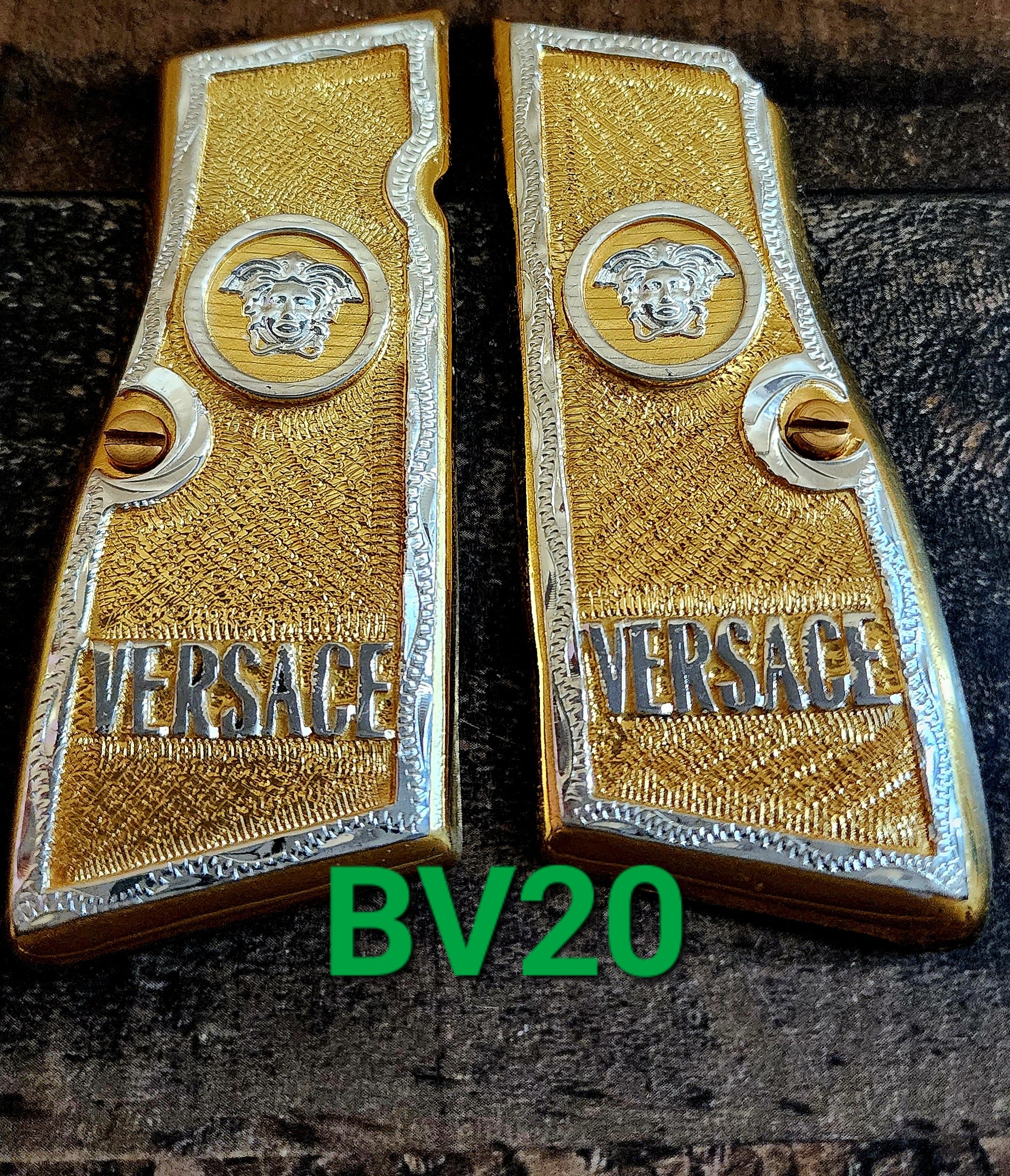 Browning highpower many mexican style grips cachas Handmade engraved 24k gold plated