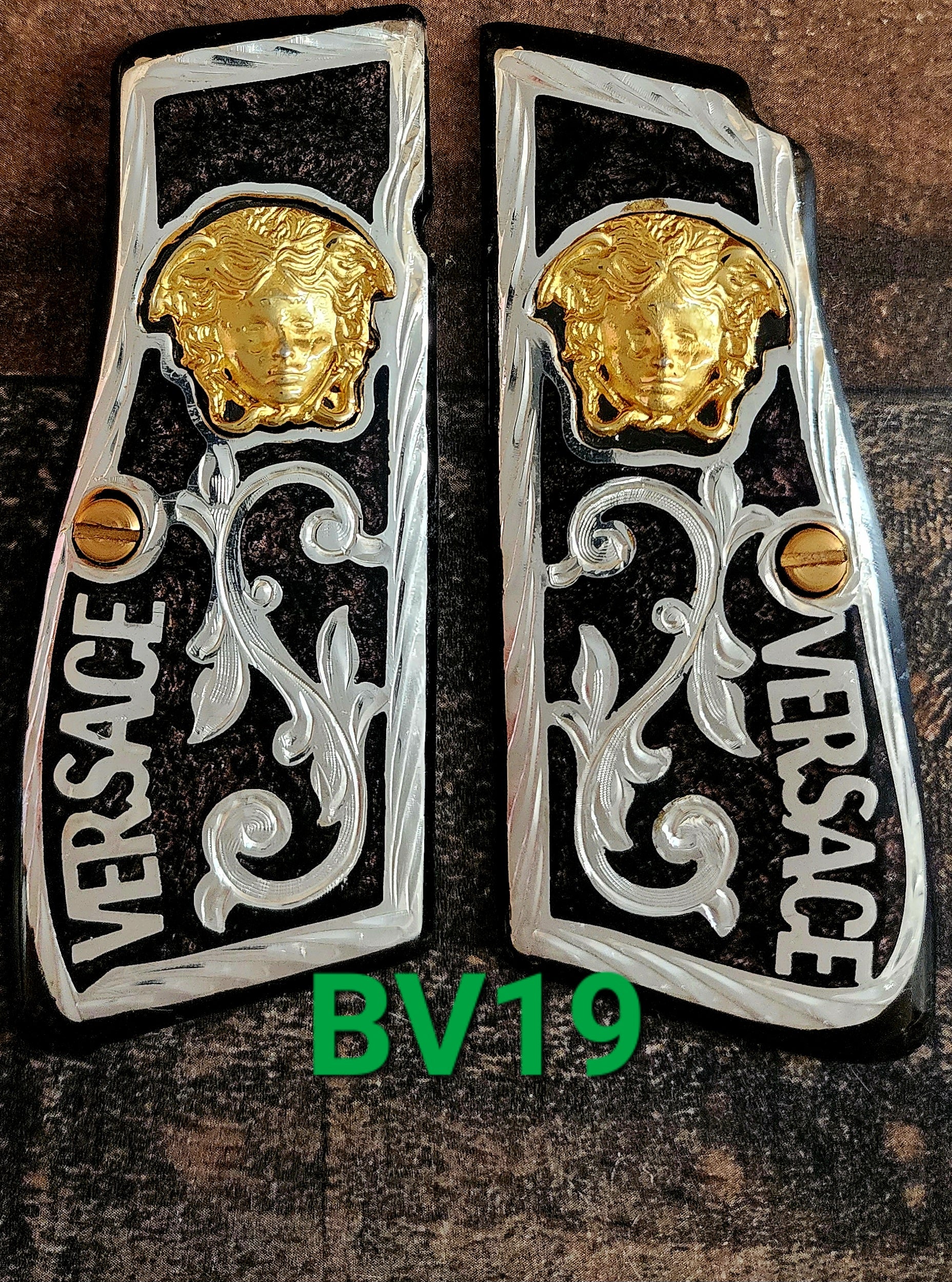 Browning highpower many mexican style grips cachas Handmade engraved 24k gold plated