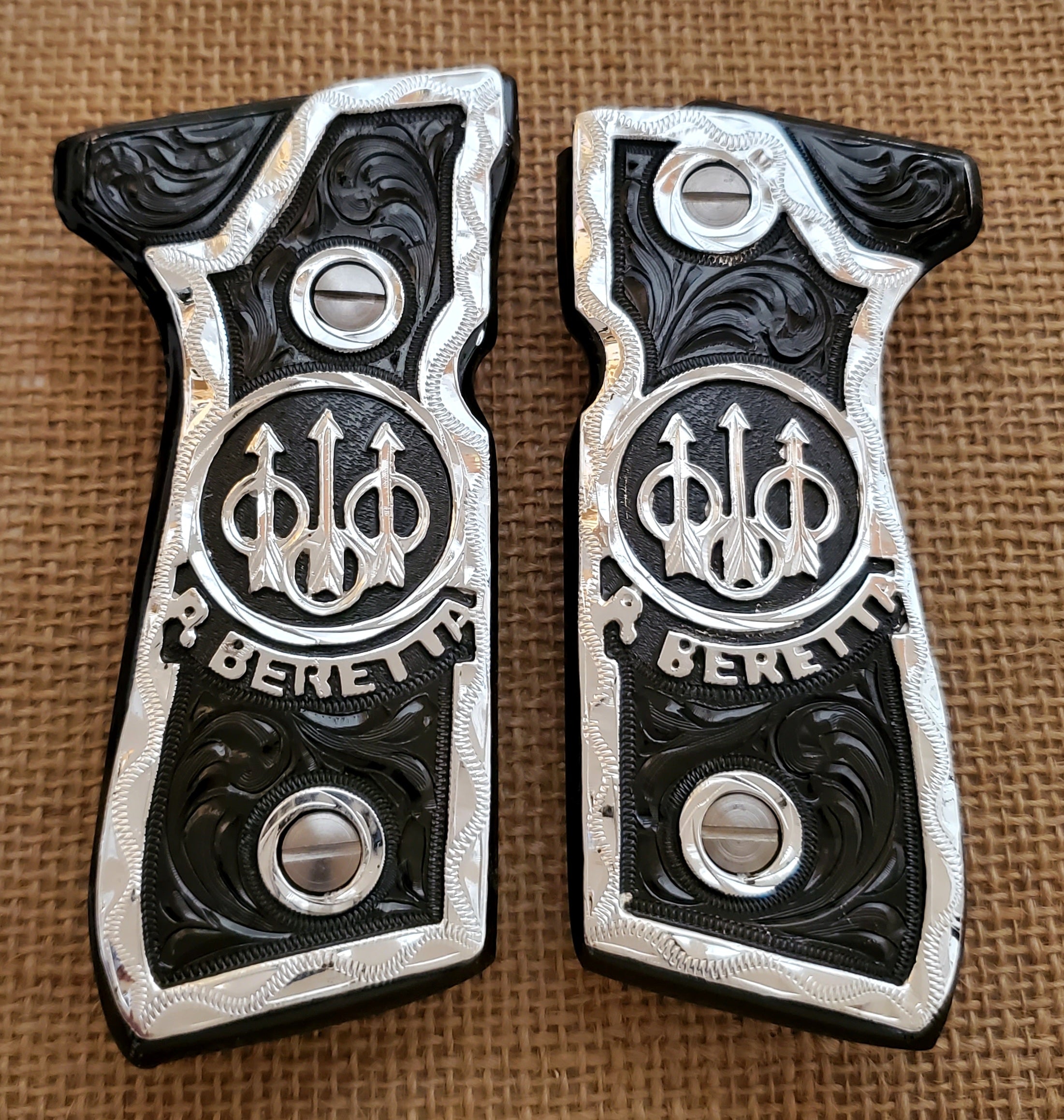 Beretta 92fs 9mm logo black,red,blue,silver,brown,golden and rose gold custom made cachas pistol grips 24k gold Plated