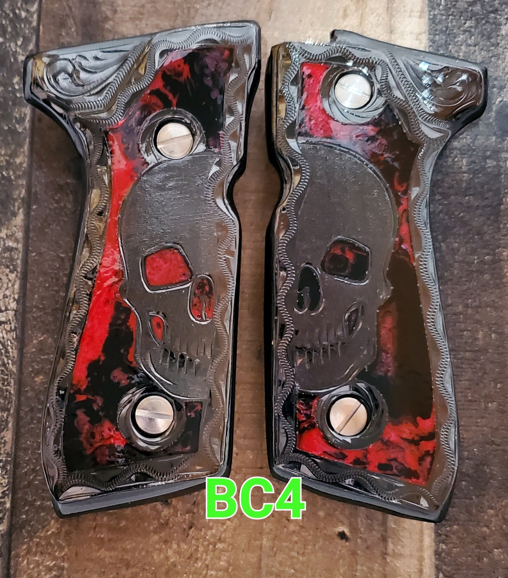 Skulls calaveras Handmade engrave style premium mexican Beretta 92fs grips Cachas clasicas rameadas